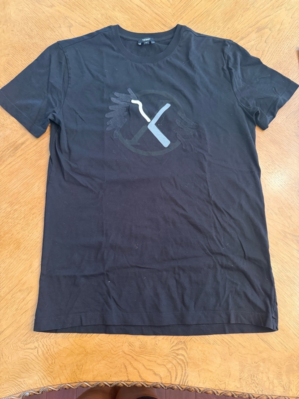 Express Black Short Sleeve Graphic Crewneck Tee Small